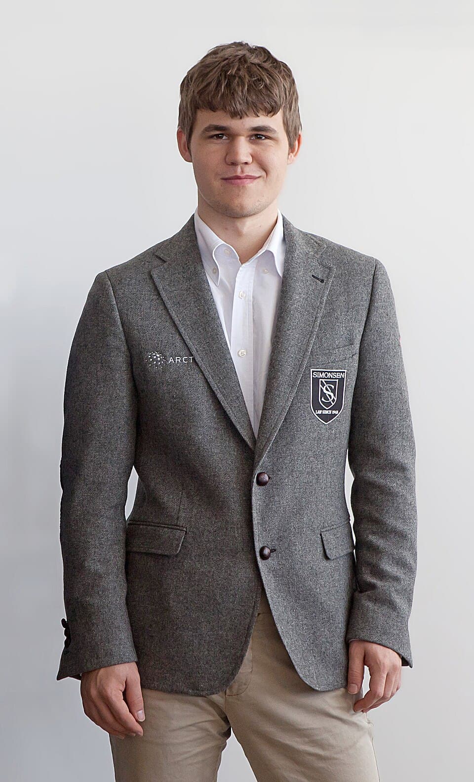 Magnus Carlsen conserve son titre à l'Esports World Cup 2026